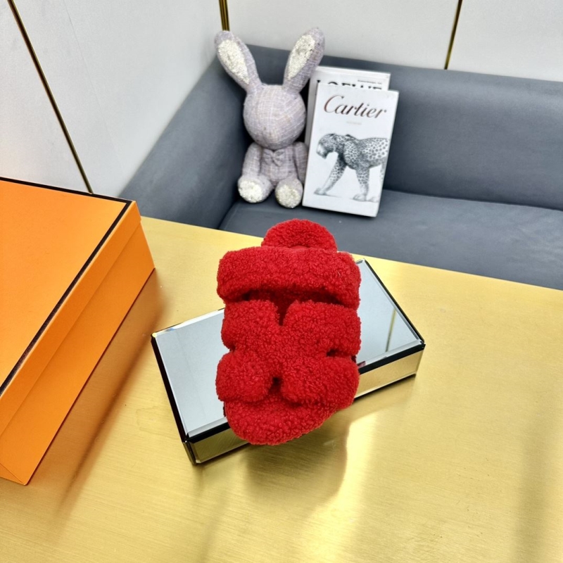 H**mes slippers